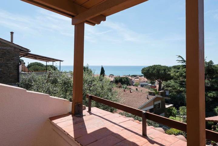 Ferienwohnung für 6 Personen, mit Ausblick und Garten - 1