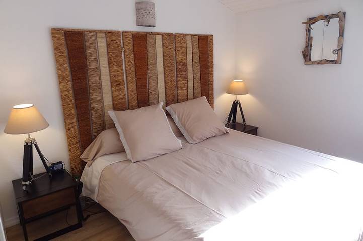 Location de vacances pour 4 personnes, avec terrasse et jardin dans Petite Plage Saint Trojan Les Bains - 2