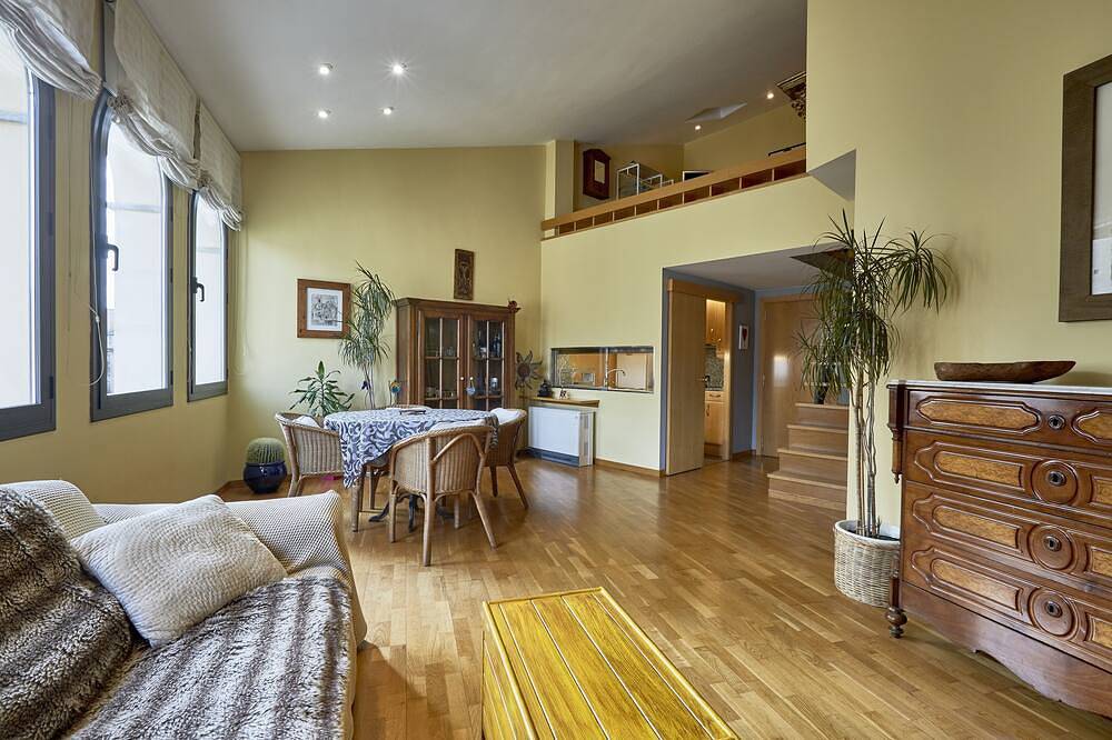 Apartamento entero, Amazing dúplex near the cathedral in the heart to Girona in Gerona, Gironés