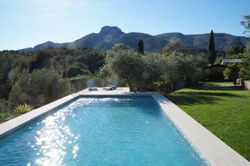 Chambre d’hôte pour 2 personnes, avec piscine et jardin à Aubagne