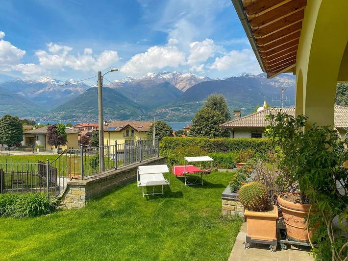 Location de vacances pour 8 personnes, avec vue sur le lac ainsi que vue et jardin à Colico - 2