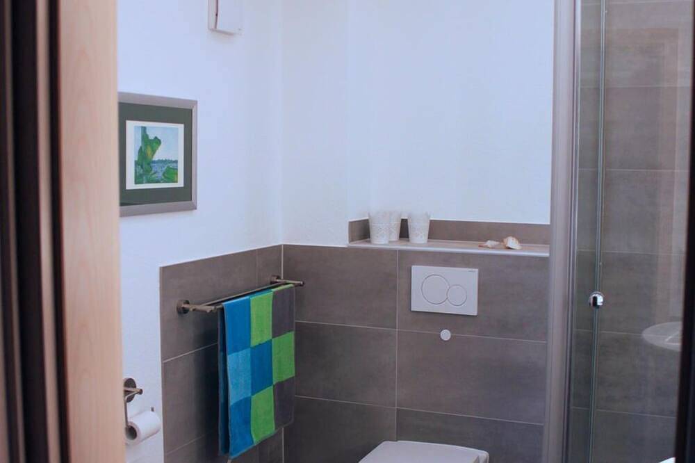 Ganze Wohnung, Über den Wiesen, Ferienwohnung - Appartement/Fewo, Dusche, Wc in Blunk, Kreis Segeberg