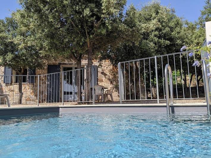 Location de vacances pour 5 personnes, avec jardin ainsi que piscine et vue, adapté aux familles à Caux - 2