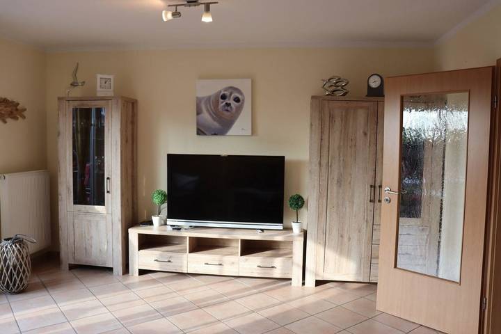 Ferienhaus für 6 Personen, mit Terrasse und Garten in Norden-Norddeich - 3