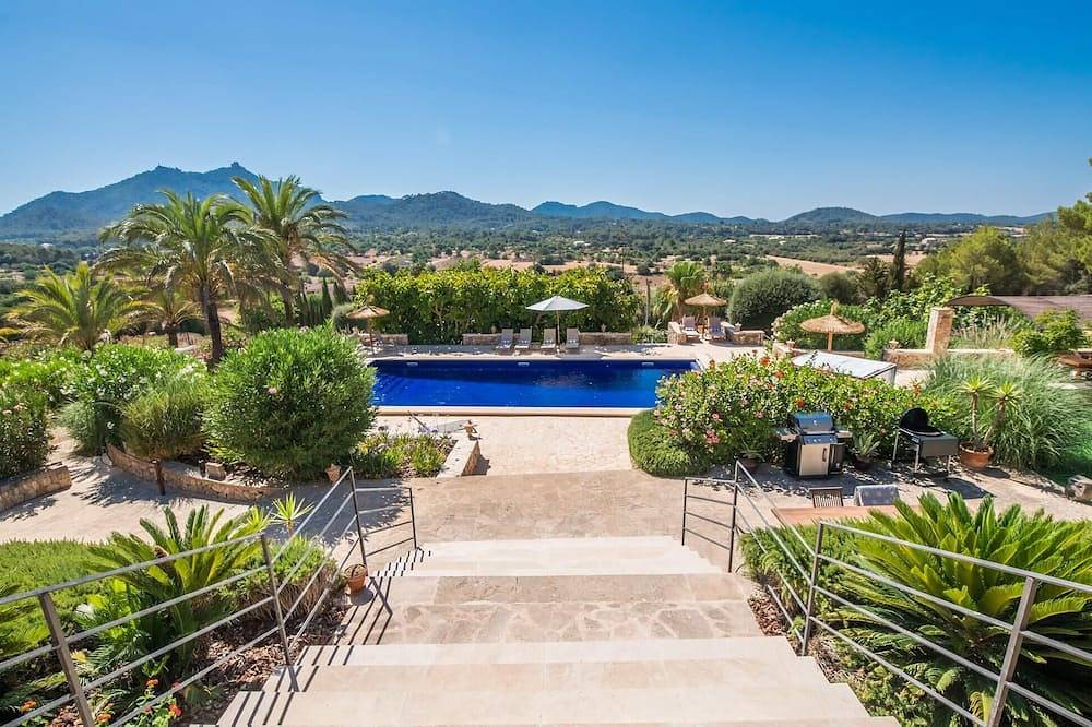 Awesome home in Felanitx with private swimming pool, can be inside or outside in Felanitx, South Majorca