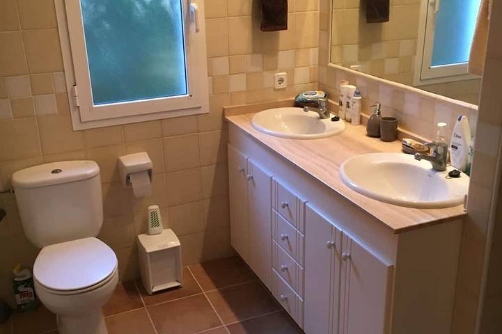 Schöne Villa Mit Privatem Pool Und Privatem Garten, Schöne Lage! in Cala en Porter, Alaior Gemeinde