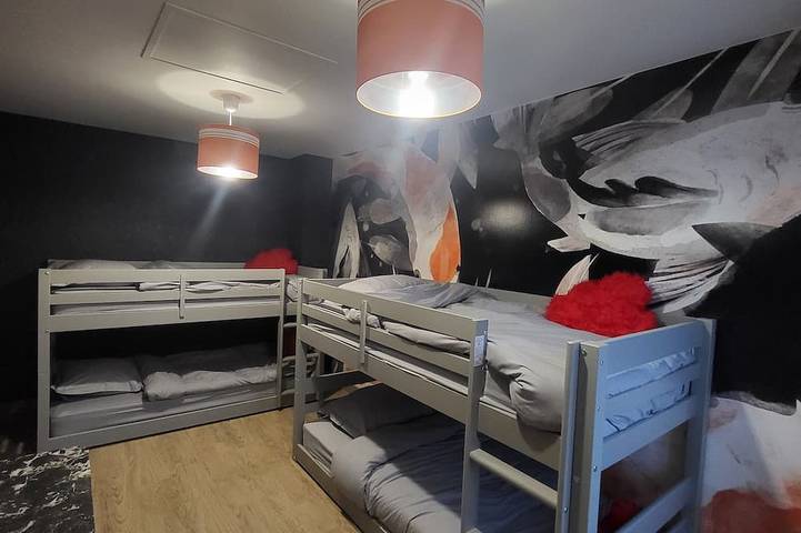 Location de vacances pour 8 personnes, avec jardin à Les Hautes-Rivières - 2