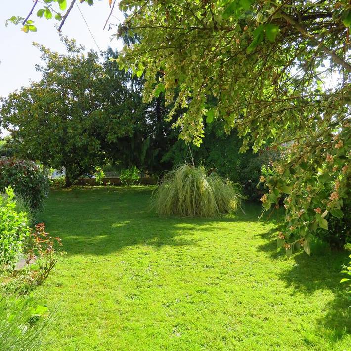 Location de vacances pour 6 personnes, avec jardin à Azerables - 3