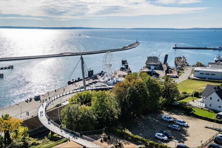 Ferienwohnung für 4 Personen, mit Whirlpool und Garten in Sassnitz