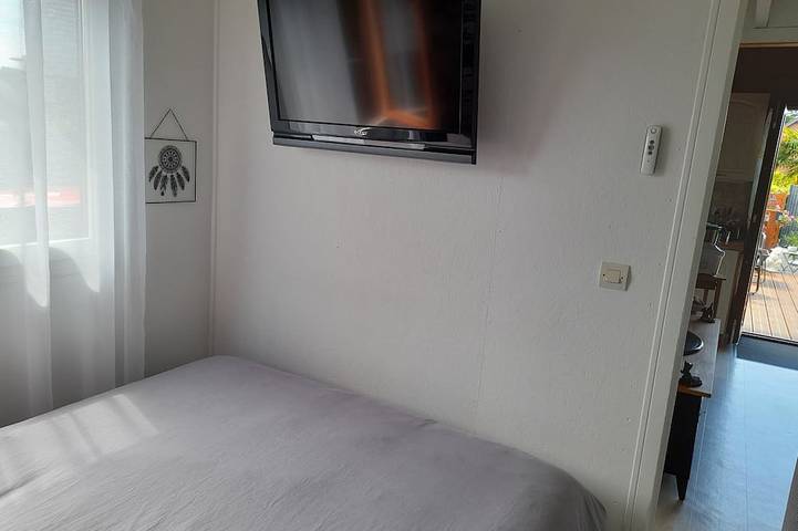 Chalet pour 4 personnes, avec Terrasse ainsi que Jardin et Piscine dans le Calvados - 4