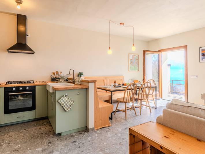 Ferienhaus für 5 Personen, mit Seeblick und Terrasse sowie Garten am Comer See - 2