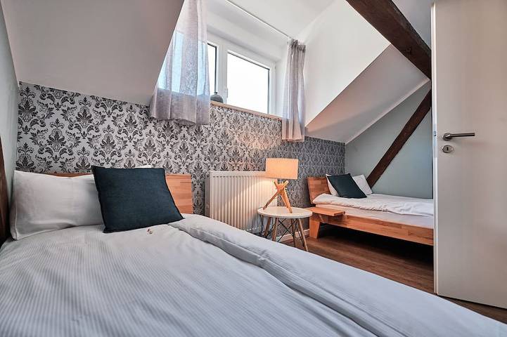 Ganze Wohnung, Studio mit 2 Schlafzimmern in Kelheim, Ostbayern