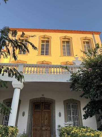 Cottage pour 2 personnes, avec jardin et piscine à Claira