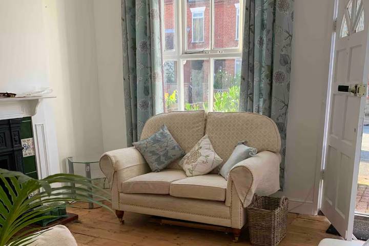 Location de vacances pour 8 personnes, avec terrasse, adapté aux familles à Norwich - 2