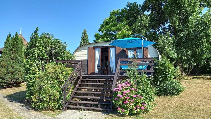 Gîte pour 2 personnes, avec vue et terrasse à Saint-Sébastien (Creuse)