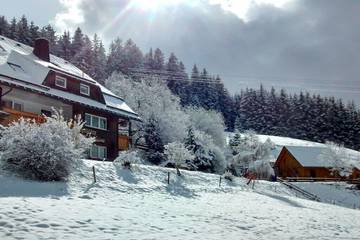Ferienhaus für 4 Personen, mit Balkon und Pool in Titisee-Neustadt