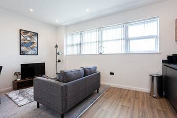 Apartment for 4 People in Bolton, Greater Manchester, Photo 1