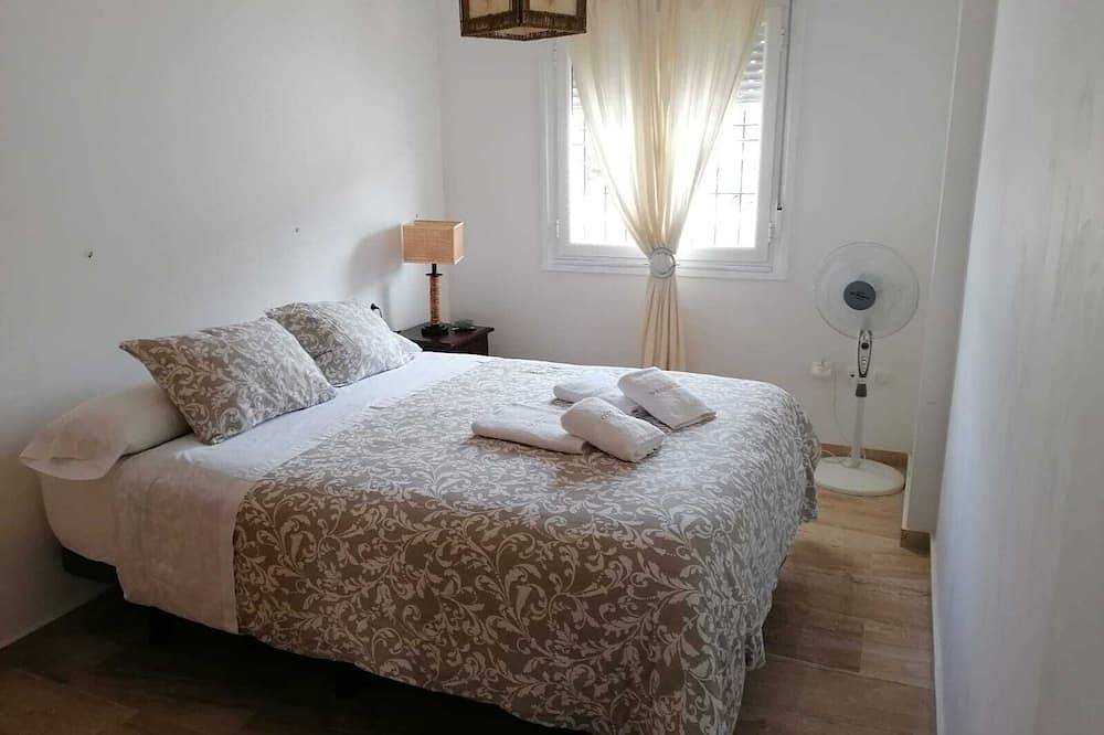 Apartamento entero, Apartamento Castillo de Mar, piscina y parking in Sancti Petri, Chiclana de la Frontera