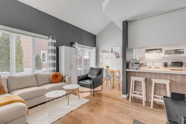 Gîte pour 6 personnes, avec jardin ainsi que terrasse et piscine à Beaupré