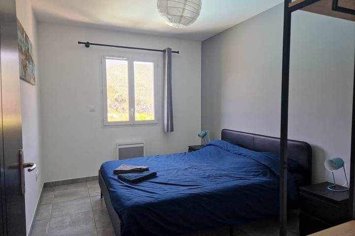 Location de vacances pour 6 personnes, avec terrasse et jardin, animaux acceptés à Plaisians - 3