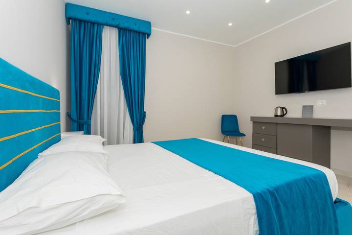Chambre pour 3 personnes, avec balcon - 1