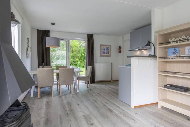 Ferienhaus für 4 Personen, mit Balkon/Terrasse und Terrasse sowie Sauna in Scharendijke - 4