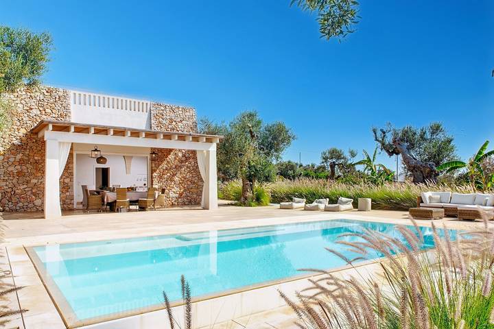Gehobene Natursteinvilla mit 2 Pools und Meerblick in Castrignano del Capo, Golf von Tarent
