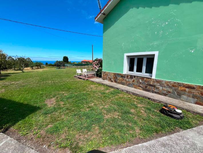 Holiday Home 'Villa La Ponderosa' with Sea View, Private Terrace and Wi-Fi in Santa Marina (Asturias), Cudillero
