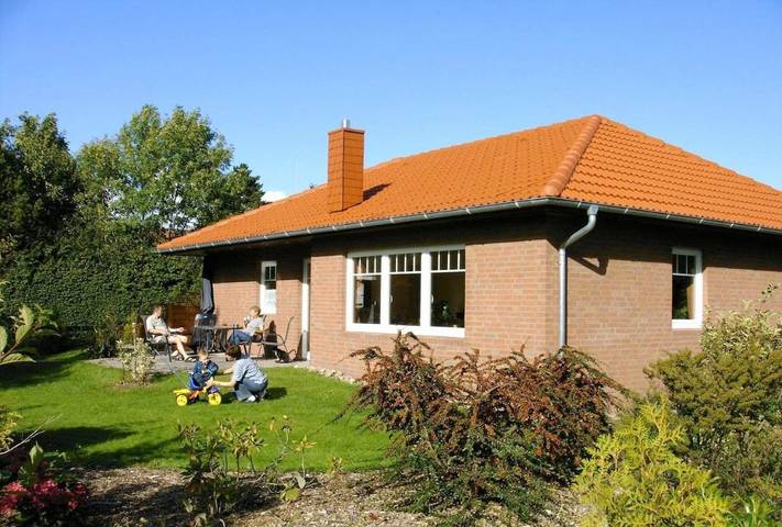 Ferienhaus für 5 Personen, mit Terrasse und Garten sowie Ausblick