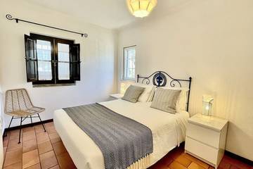 Apartamento De Férias para 4 Pessoas em Vila Nova de Milfontes, Parque Natural do Sudoeste Alentejano e Costa Vicentina, Foto 1