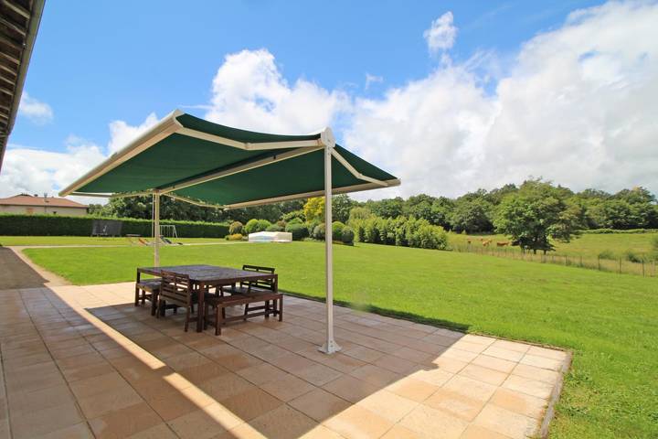 Gîte für 27 Personen, mit Terrasse und Pool sowie Garten in Europa - 2