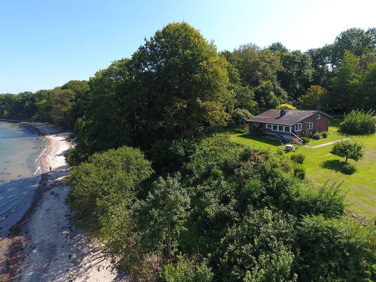 Gemütliches Sommerhäuschen direkt am Meer in Westerholz, Schleswig-Flensburg