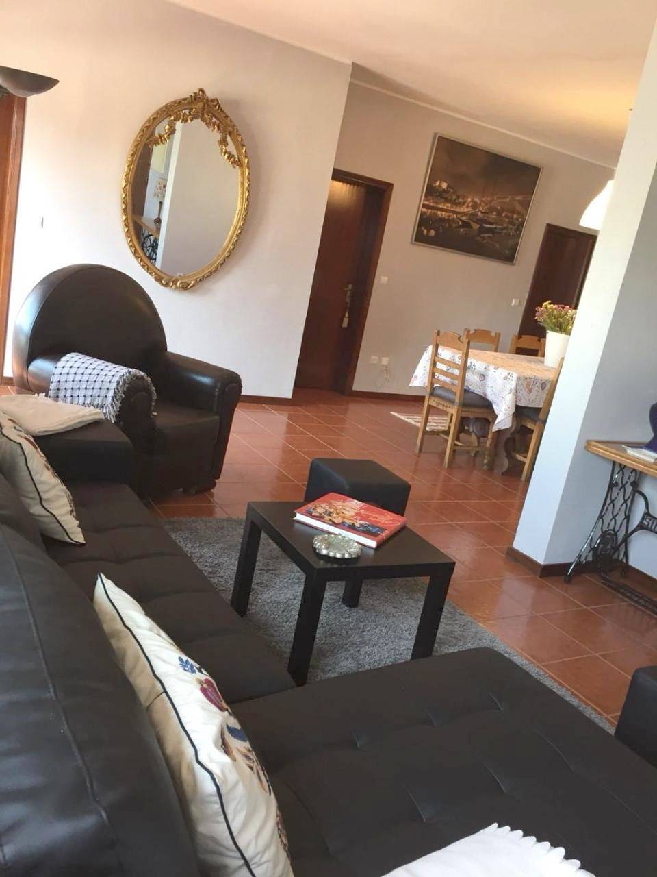 Apartamento entero, Alojamento de Santa Maria (near Siza Vieira's Church) in Marco de Canaveses (ciudad), Distrito de Porto