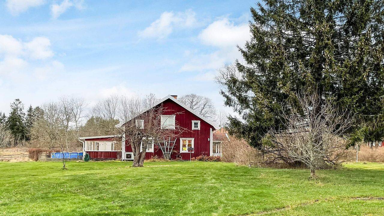 Holiday home for 4 people with garden in Stockholm region
