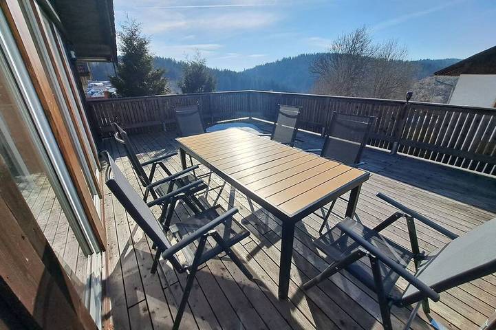 Ferienhaus für 7 Personen, mit Terrasse
