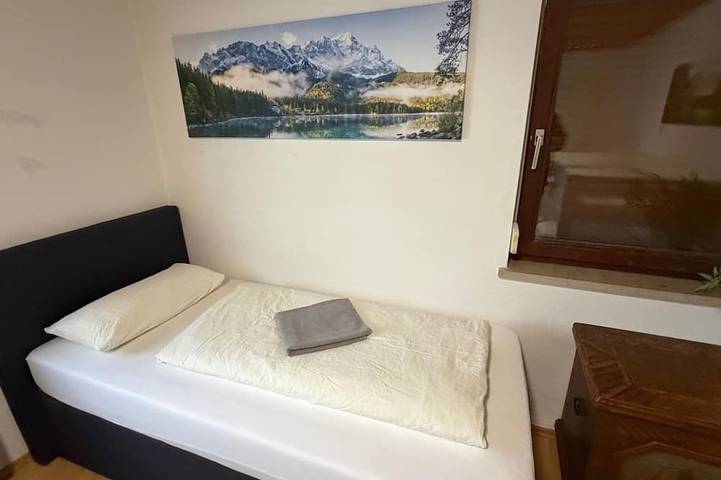 Ganze Wohnung, Ferienwohnung/App. für 8 Gäste mit 62m² in Penzberg in Penzberg, Pfaffenwinkel