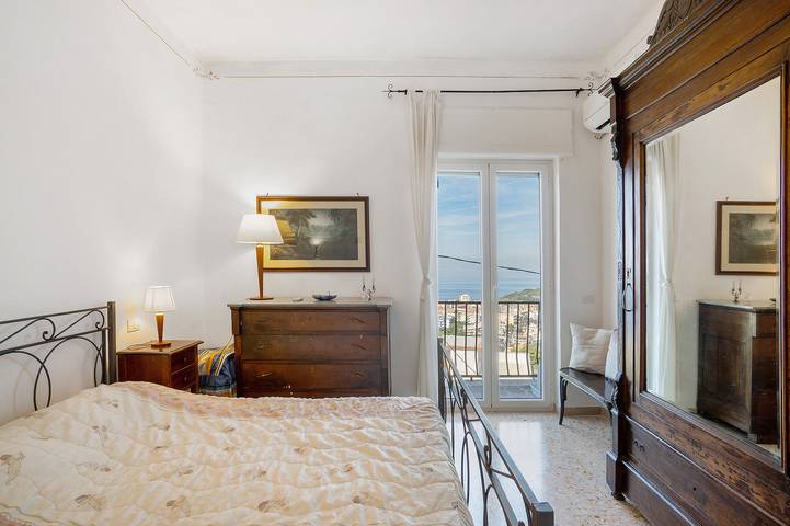 Gîte pour 4 personnes, avec balcon à Massa Lubrense - 3