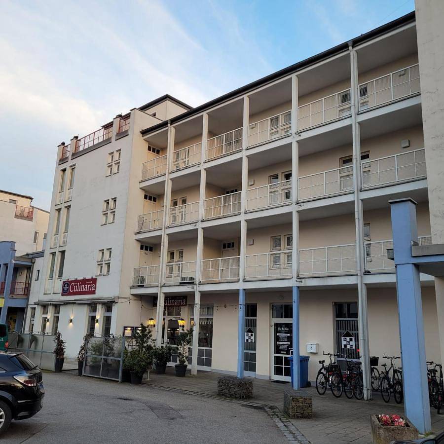 Ganze Wohnung, One-Bedroom Apartment in Straubing, Ostbayern