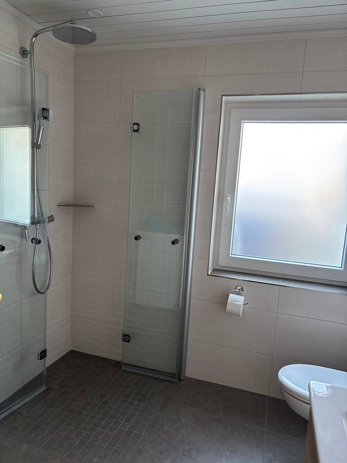 Ferienwohnung für 6 Personen, mit Terrasse und Garten in Neukirchen - 2