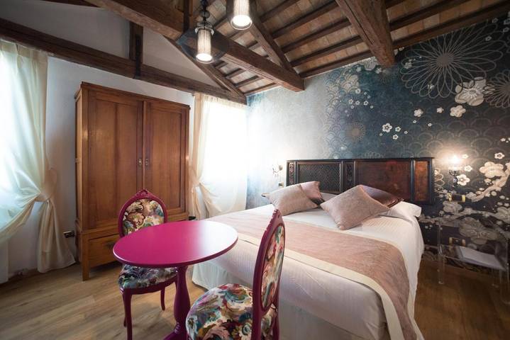 Hôtel pour 3 personnes, avec jardin et vue, animaux acceptés à Dolo (Italie) - 2