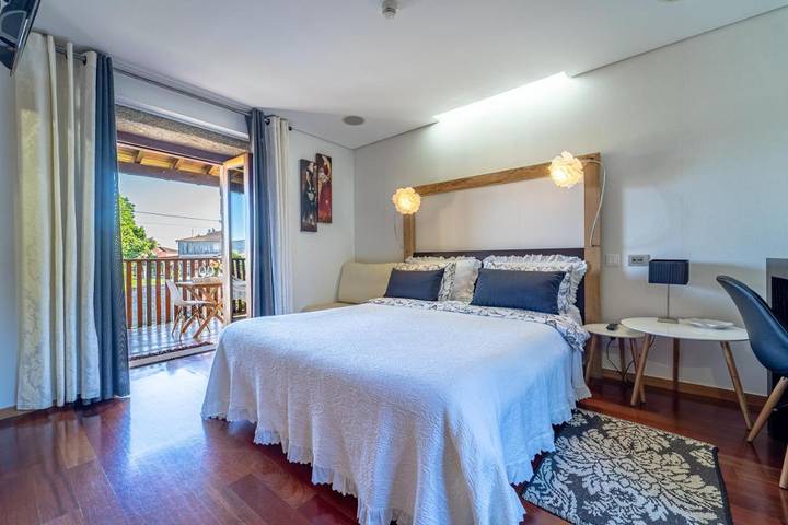 Casa rural para 2 personas, con jardín además de vistas y piscina, Familias con niños en Amares - 3