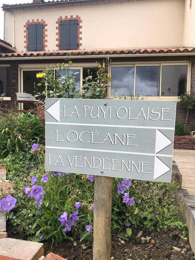 Maison d’hôte pour 4 personnes, avec terrasse et vue ainsi que piscine et jardin à Les Herbiers - 4