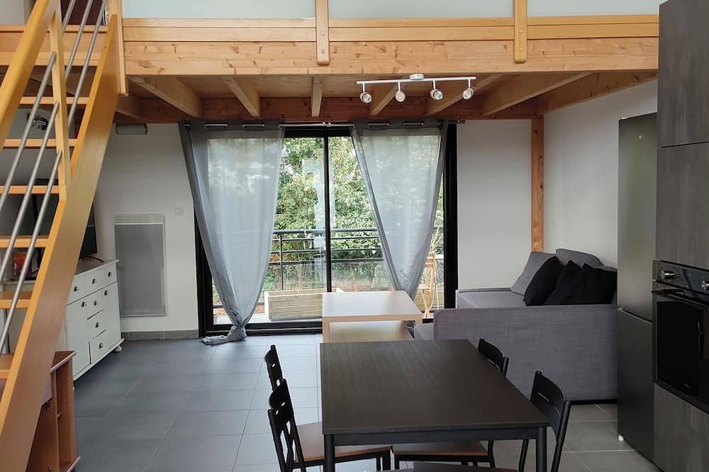 Appartement entier, Bel appartement pour 4 à 6 personnes à 200 m de la plage et des commerces, in Le Conquet, Région de Brest