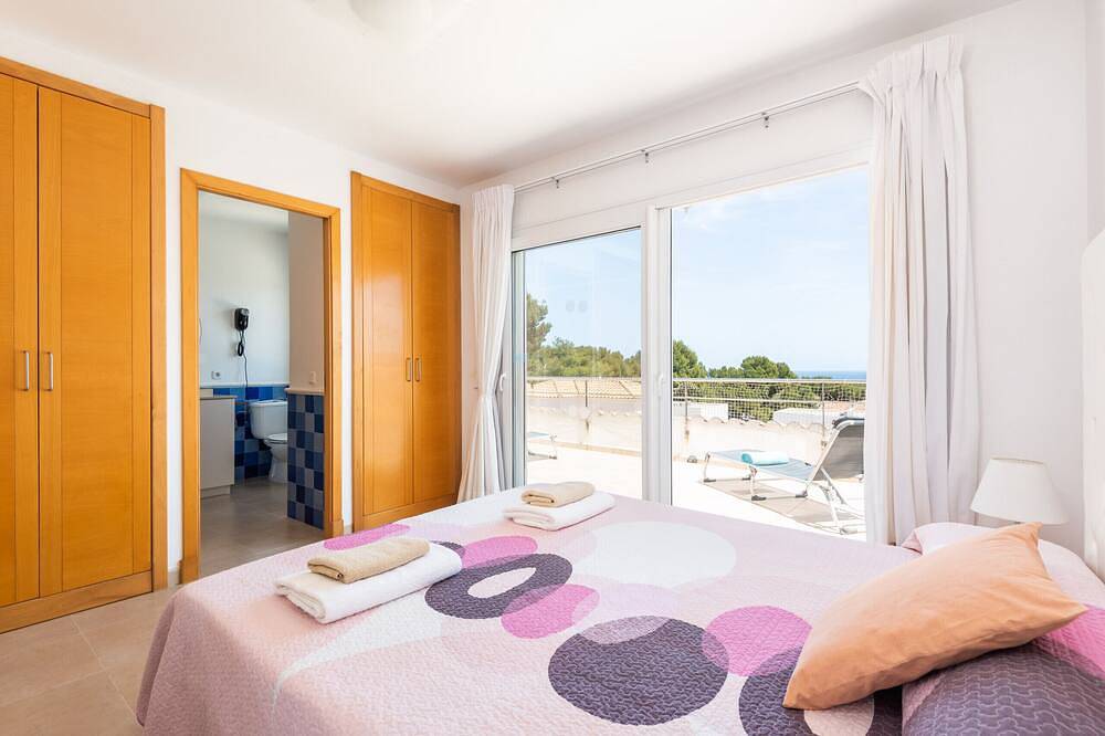 Villa Arual by Escape Home in Coves Noves, Es Mercadal