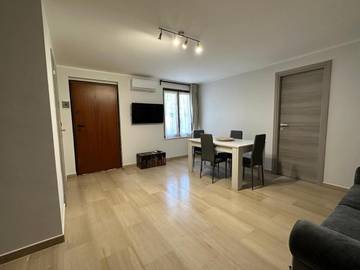 Gîte pour 4 personnes, avec vue et jardin dans Apricena