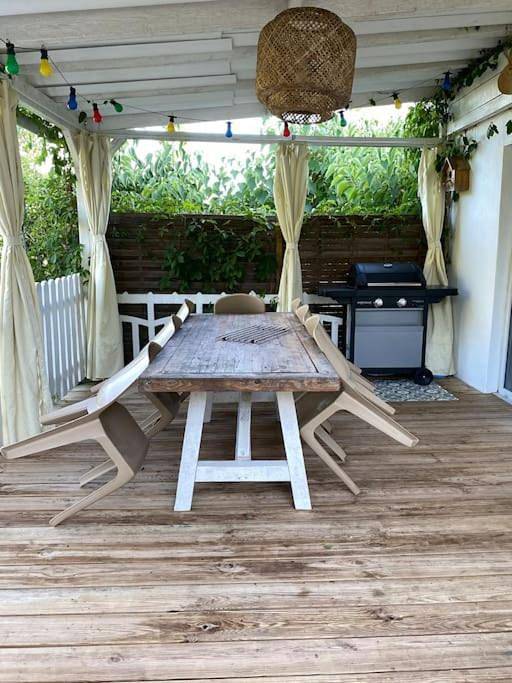 Location de vacances pour 8 personnes, avec piscine et vue ainsi que jardin et terrasse, animaux acceptés à Saint-Hippolyte-du-Fort - 3