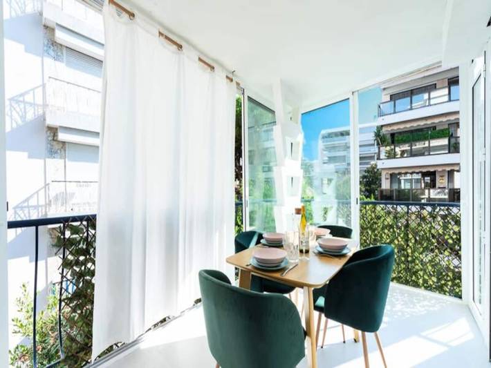 Gîte pour 3 personnes, avec terrasse dans Port du Mourre-Rouge