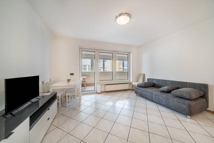 Ganze Wohnung, Ferienwohnung "Laurin" mit zentraler Lage und privater Terrasse in Meran, Texelgruppe