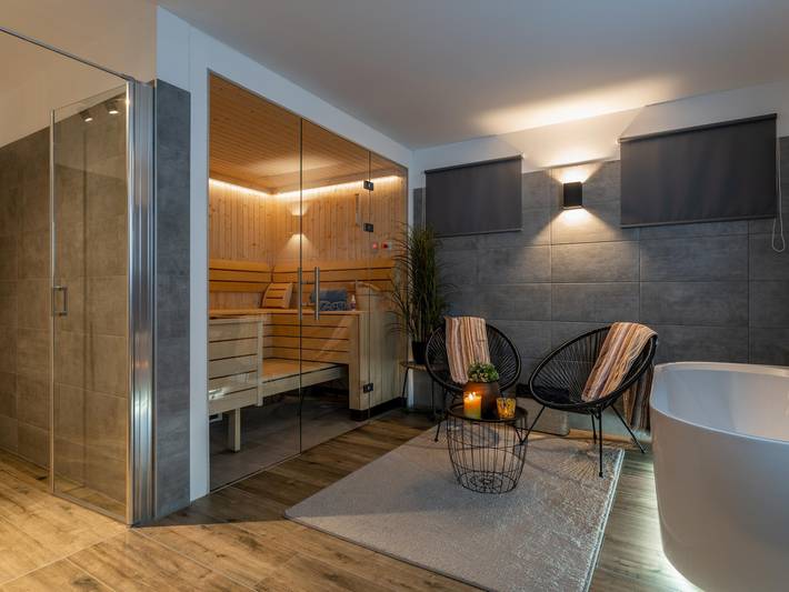 Luxus Chalet mit Whirlpool, Sauna und 4 Terrassen in Rottenmanner und Wölzer Tauern, Irdning-Donnersbachtal