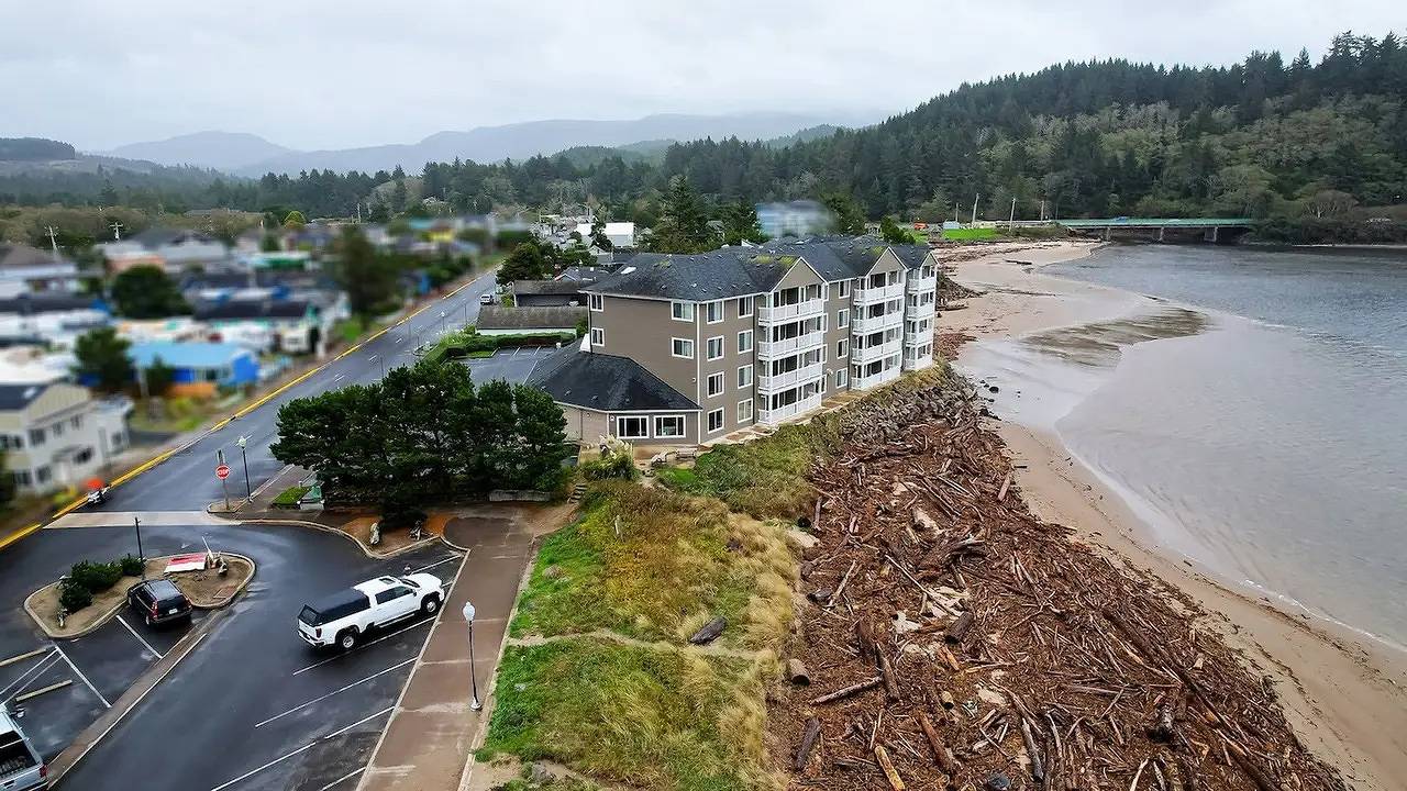 Ganze Ferienwohnung, Ferienwohnung für 3 Personen (19 m²) in De Lake in North Oregon Coast
